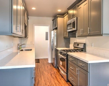 1268 Bresee Avenue - Photo Thumbnail 3