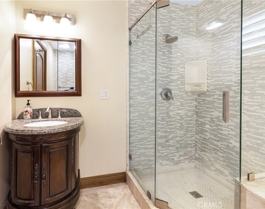 401 Holmwood Drive - Photo Thumbnail 10