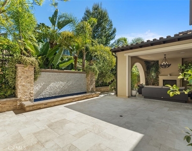 118 Iron Gate - Photo Thumbnail 49