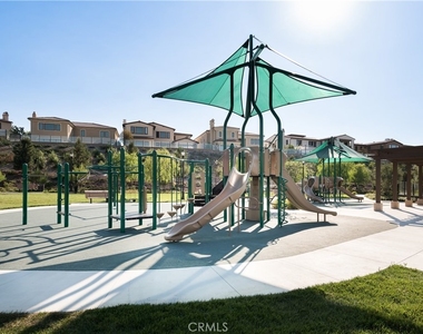 118 Iron Gate - Photo Thumbnail 10