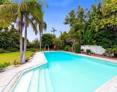 17850 Winterberry Street - Photo Thumbnail 1