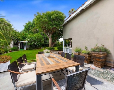 17850 Winterberry Street - Photo Thumbnail 24