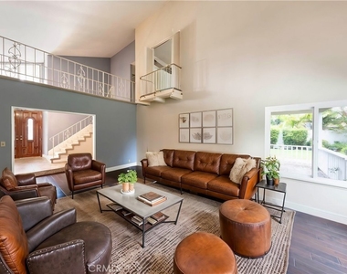 17850 Winterberry Street - Photo Thumbnail 7