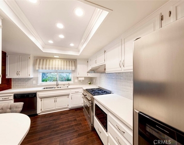 17850 Winterberry Street - Photo Thumbnail 4