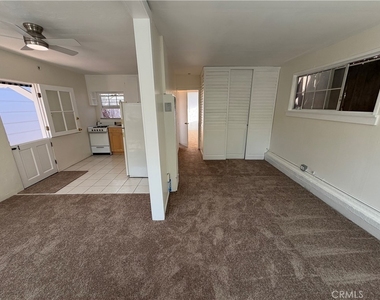 417 Poplar - Photo Thumbnail 13