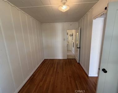417 Poplar - Photo Thumbnail 5