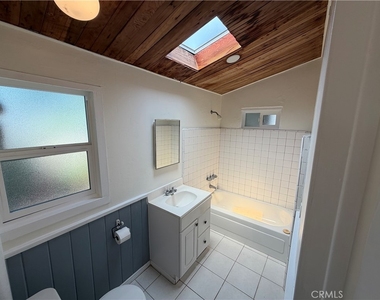 417 Poplar - Photo Thumbnail 16