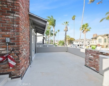411 Goldenrod - Photo Thumbnail 32