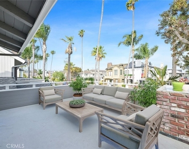411 Goldenrod - Photo Thumbnail 12