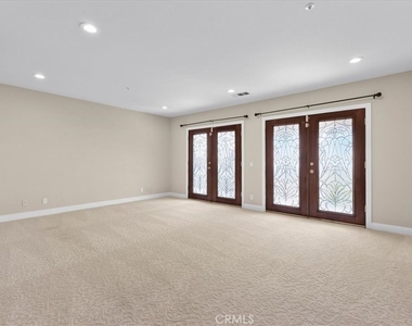 540 W 25th - Photo Thumbnail 23