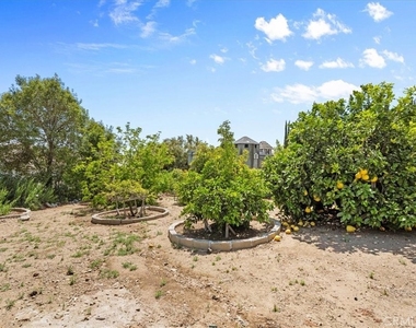 540 W 25th - Photo Thumbnail 46