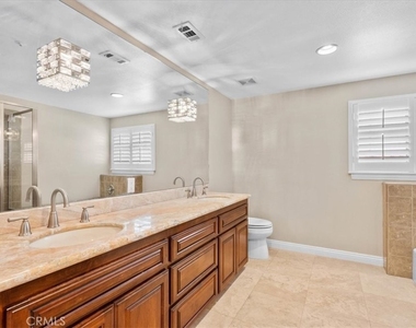 540 W 25th - Photo Thumbnail 31