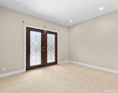 540 W 25th - Photo Thumbnail 33