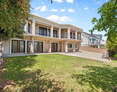 540 W 25th - Photo Thumbnail 43