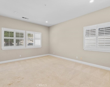 540 W 25th - Photo Thumbnail 21