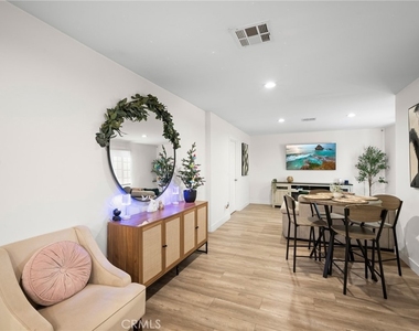 9031 El Dorado Avenue - Photo Thumbnail 2