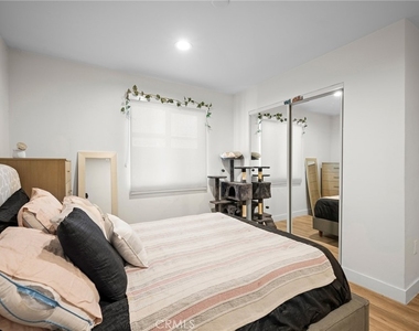 9031 El Dorado Avenue - Photo Thumbnail 14
