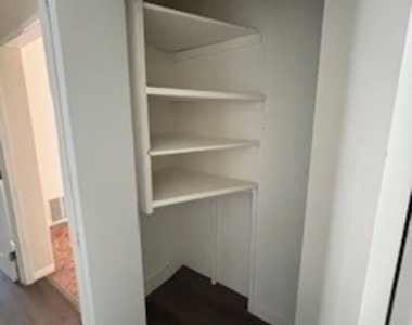 345 E College Street - Photo Thumbnail 11