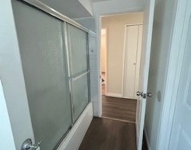 345 E College Street - Photo Thumbnail 8
