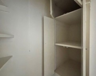 345 E College Street - Photo Thumbnail 16