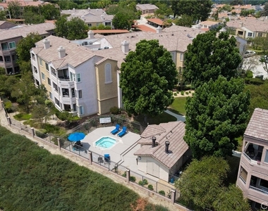 2320 Del Mar Way - Photo Thumbnail 19