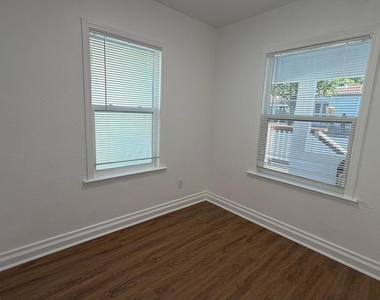 723 Florida St - Photo Thumbnail 5
