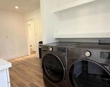 723 Florida St - Photo Thumbnail 19