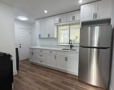 723 Florida St - Photo Thumbnail 14
