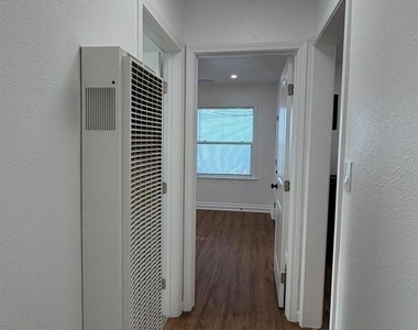 723 Florida St - Photo Thumbnail 6
