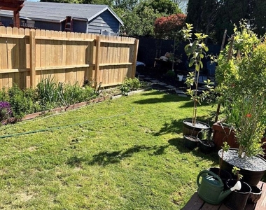 1910 Marin St, - Photo Thumbnail 17