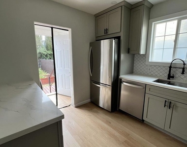 1910 Marin St, - Photo Thumbnail 6
