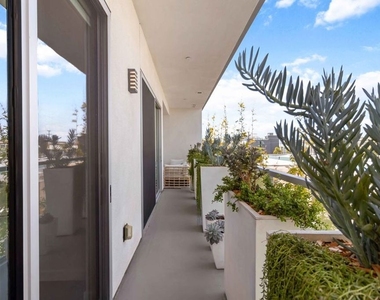 4140 Glencoe Avenue - Photo Thumbnail 35
