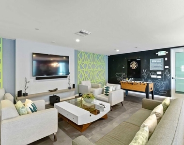 4140 Glencoe Avenue - Photo Thumbnail 9