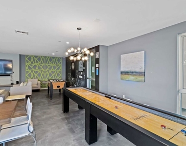 4140 Glencoe Avenue - Photo Thumbnail 10