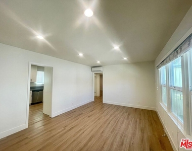 4441 Tujunga Avenue - Photo Thumbnail 1