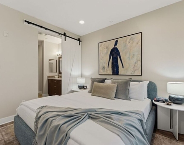 2753 Waverly Drive - Photo Thumbnail 12