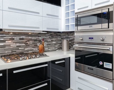 1217 Horn Avenue - Photo Thumbnail 1