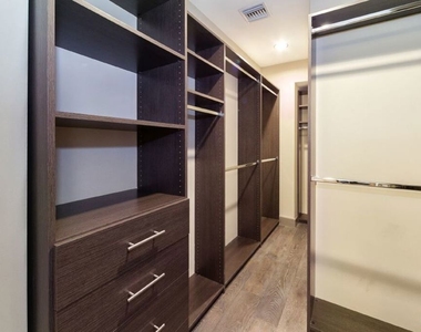 1217 Horn Avenue - Photo Thumbnail 16