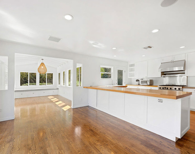6644 Wildlife Road - Photo Thumbnail 14