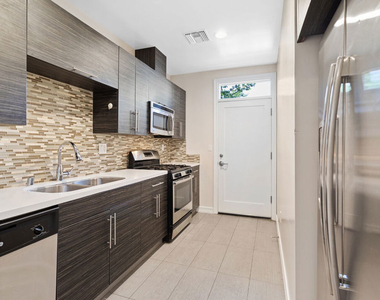 2317 Scarff Street - Photo Thumbnail 8