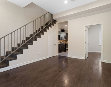 2317 Scarff Street - Photo Thumbnail 5