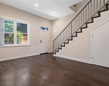 2317 Scarff Street - Photo Thumbnail 6