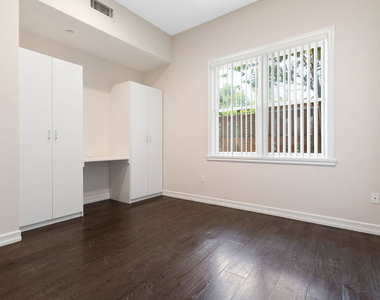 2317 Scarff Street - Photo Thumbnail 10