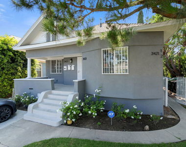 3421 Walton Avenue - Photo Thumbnail 1