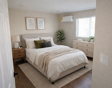 4308 3/4 Leimert Boulevard - Photo Thumbnail 2