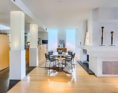 2238 Stradella Road - Photo Thumbnail 20