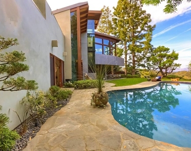 2238 Stradella Road - Photo Thumbnail 60