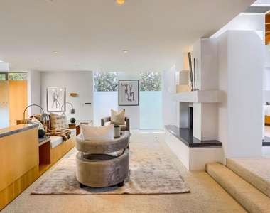 2238 Stradella Road - Photo Thumbnail 24
