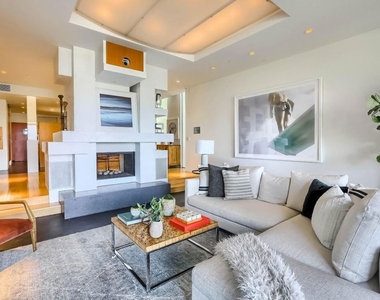 2238 Stradella Road - Photo Thumbnail 12