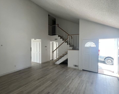3021 Limewood Lane - Photo Thumbnail 2